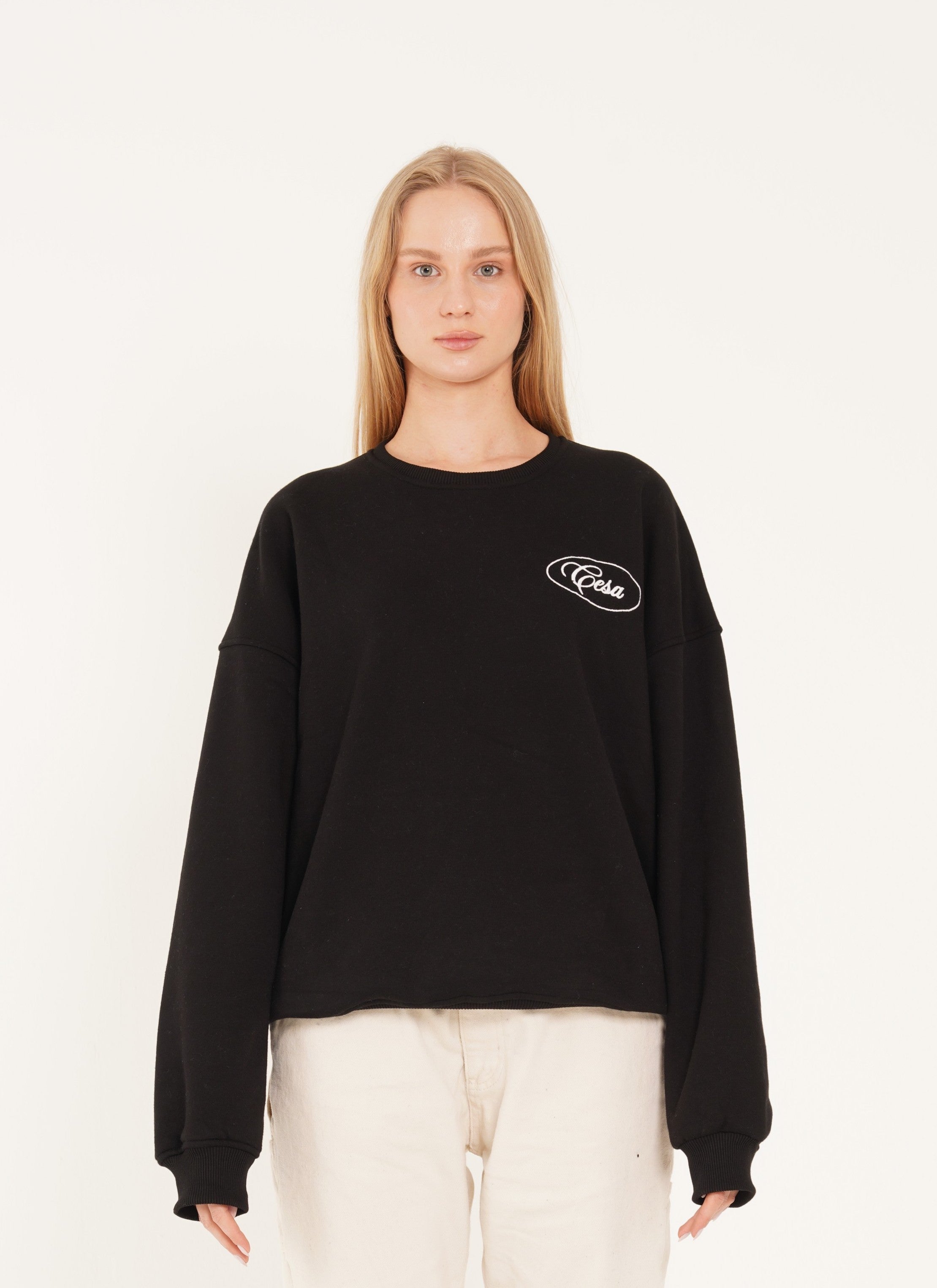 O.N.P CREW NECK SWEATER - BLACK